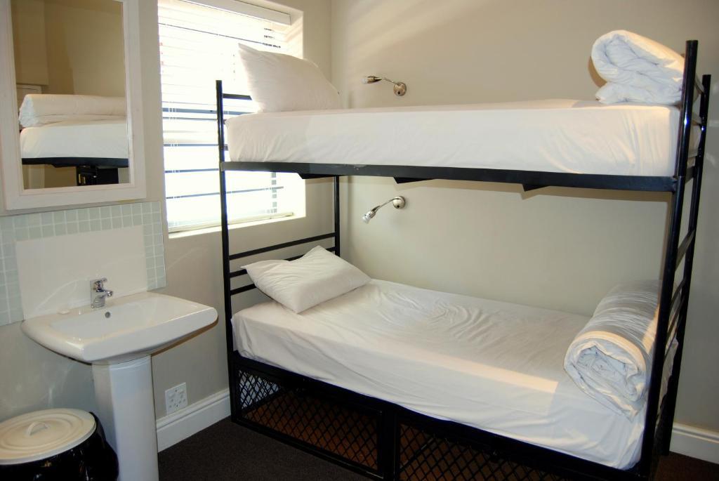 Ashanti Lodge Green Point Kaapstad Buitenkant foto