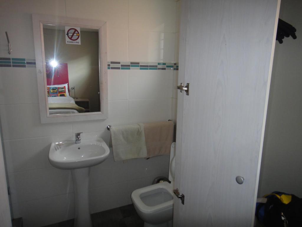 Ashanti Lodge Green Point Kaapstad Kamer foto