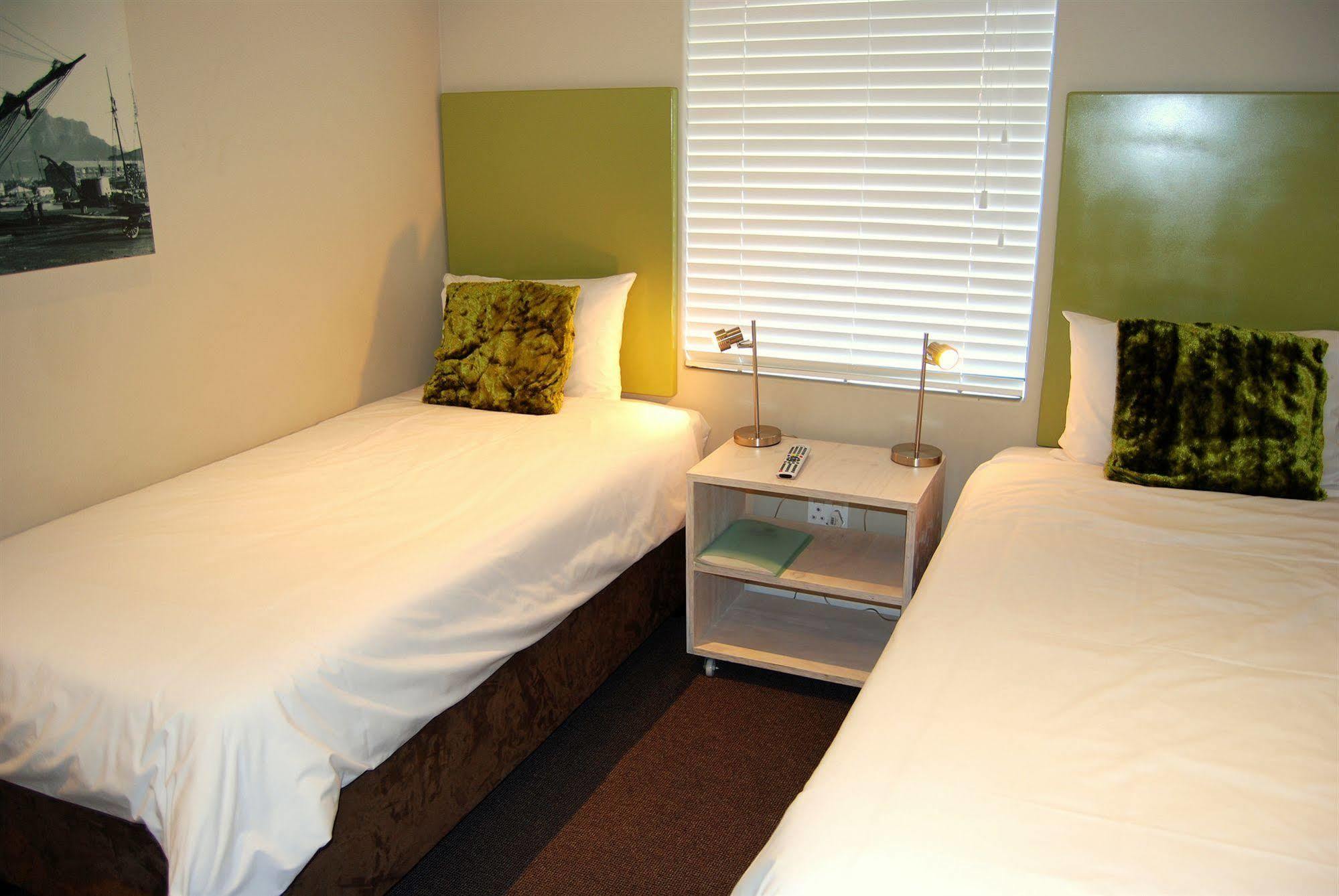 Ashanti Lodge Green Point Kaapstad Buitenkant foto
