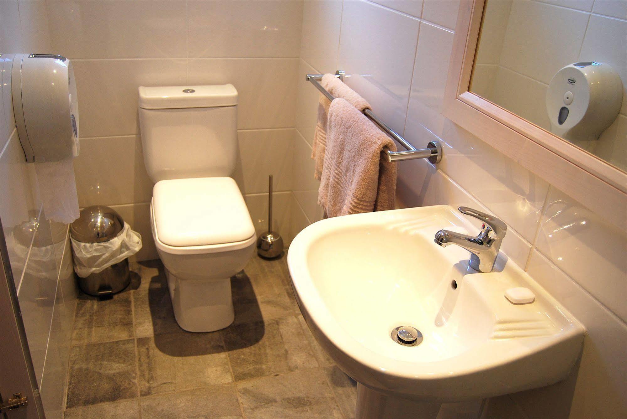 Ashanti Lodge Green Point Kaapstad Buitenkant foto