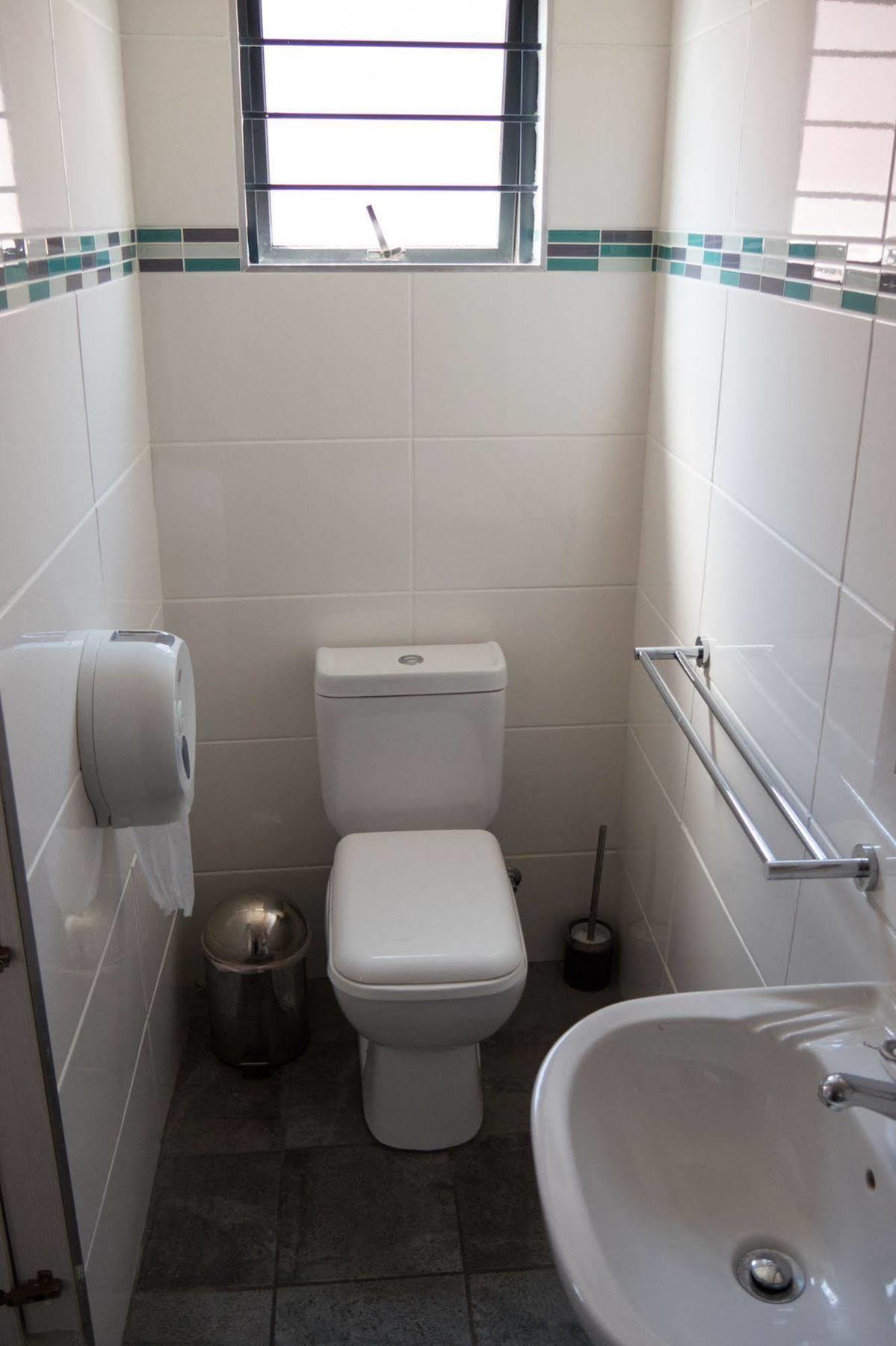 Ashanti Lodge Green Point Kaapstad Buitenkant foto