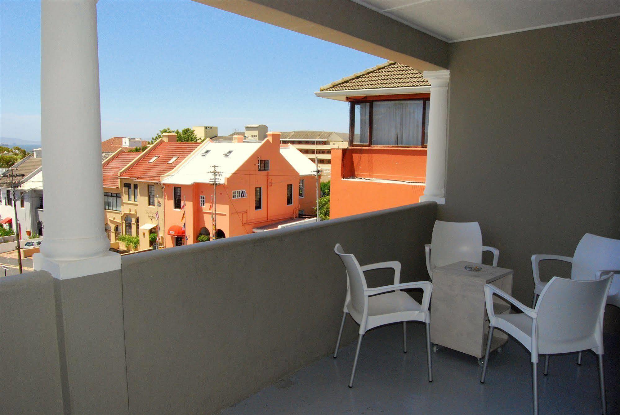 Ashanti Lodge Green Point Kaapstad Buitenkant foto